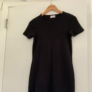 Wilfred Yumi Dress- Little Black Dress with Sleeves, Cotton Stretch